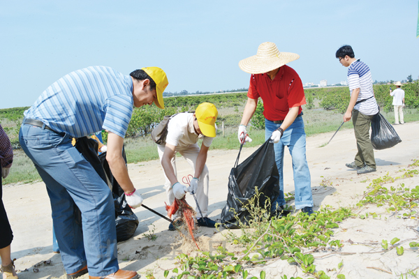 �������V������������