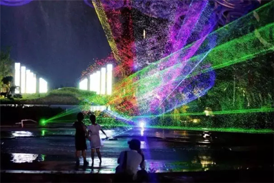 �����������V������������