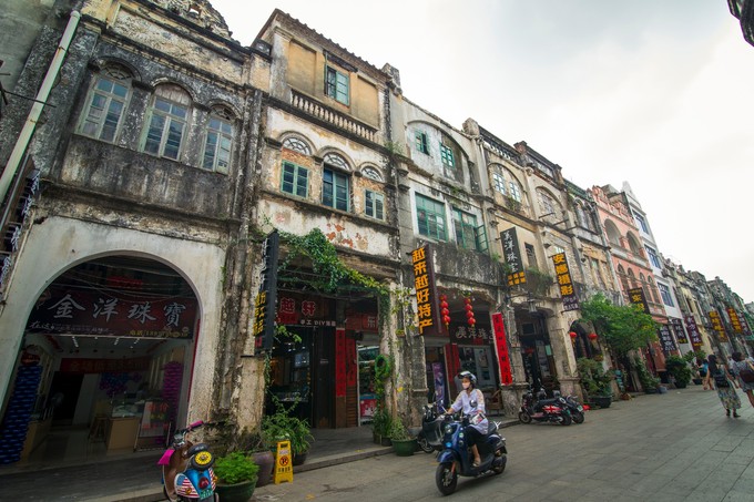 �����������V������������