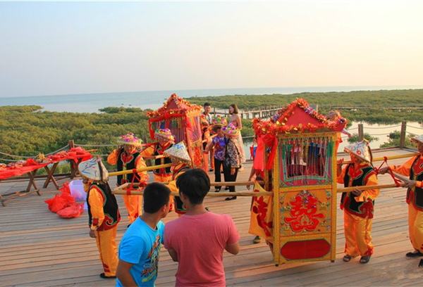 �����D�����V������������