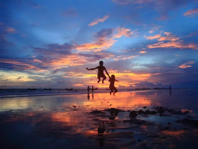 �����������V������������