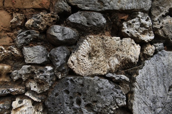 ���ލu��ɺ��ʯ���V������������