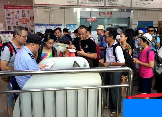 �������ލu���V������������