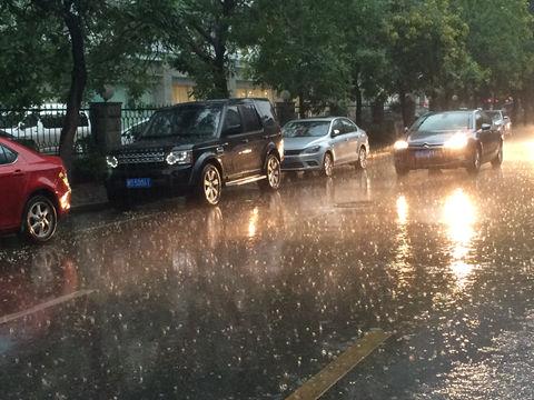 ����������V������������