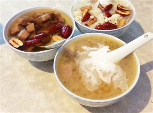 �����������V������������