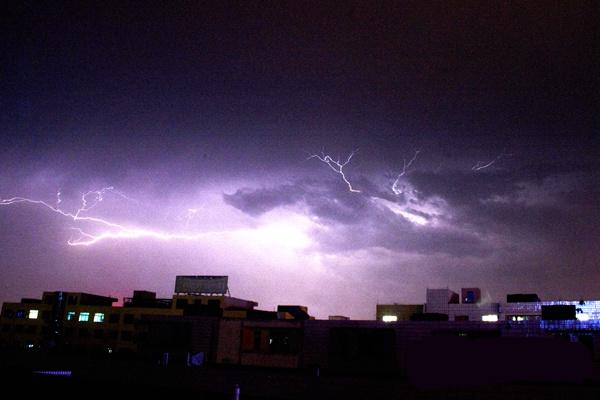 ����������V������������